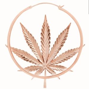 Maya Jewelry Sativa Traditional Earrings in Rose Gold